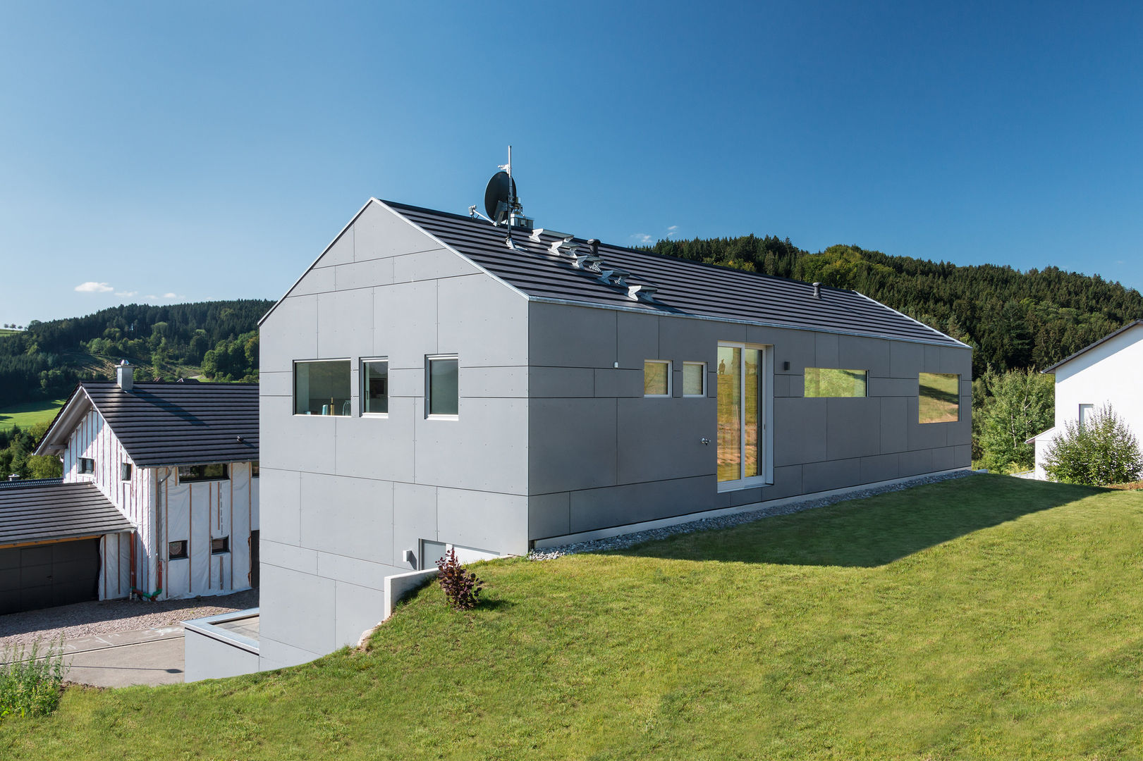 Modernes Energiesparhaus in Elzach, René Lamb Fotodesign GmbH René Lamb Fotodesign GmbH Modern houses