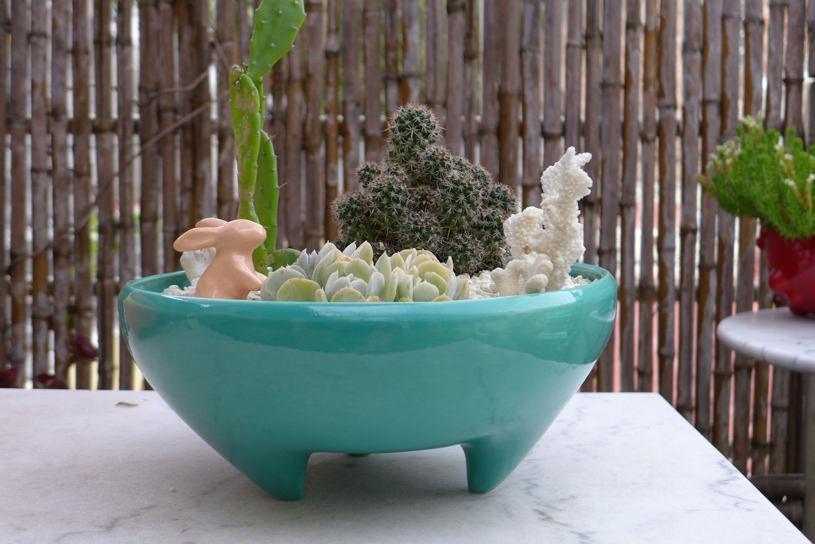 MODELO PAILA, CURADORAS CURADORAS Minimalist style garden Ceramic
