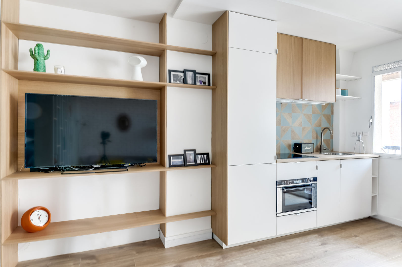 PROJET VOLTAIRE, Agence Transition Interior Design, Architectes: Carla Lopez et Margaux Meza, Transition Interior Design Transition Interior Design Kitchen