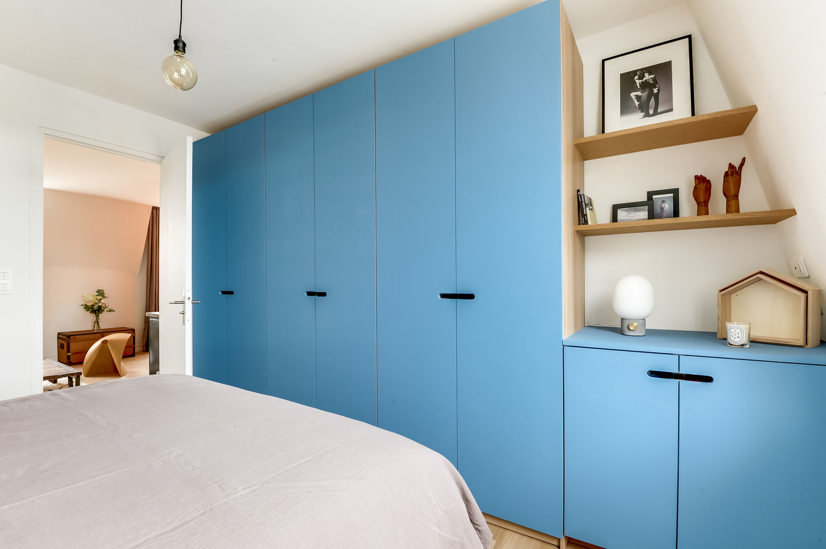 PROJET COLOMBES, Agence Transition Interior Design, Architectes: Carla Lopez et Margaux Meza, Transition Interior Design Transition Interior Design Closets de estilo moderno