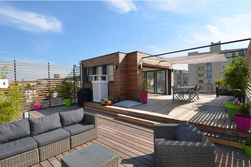 Surélévation d'un immeuble prés de Paris, RM Architecte RM Architecte Balcones y terrazas modernos Madera Acabado en madera