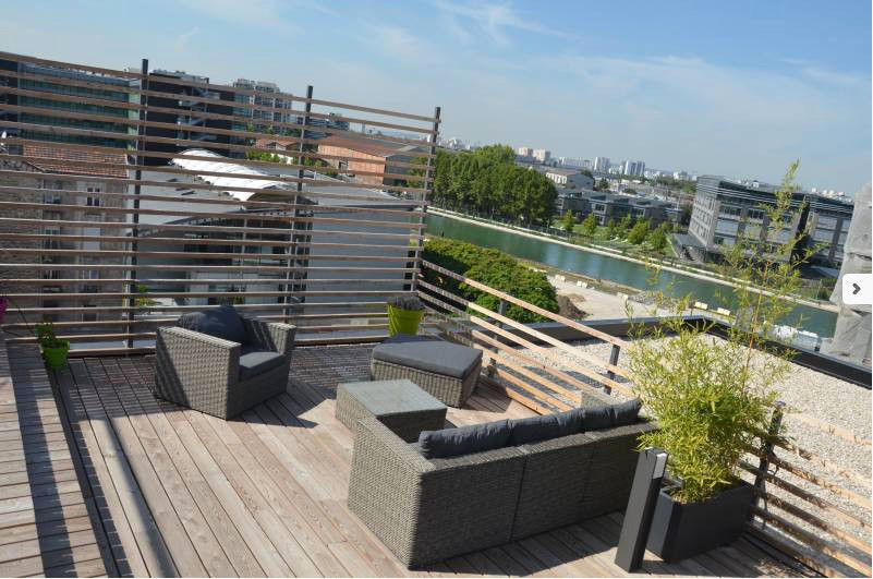 Surélévation d'un immeuble prés de Paris, RM Architecte RM Architecte Varandas, marquises e terraços modernos Madeira Acabamento em madeira