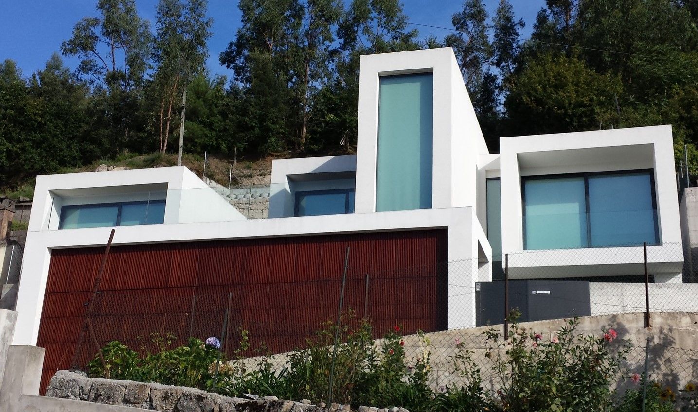 Casa da Gandarela, Hugo Pereira Arquitetos Hugo Pereira Arquitetos Casas minimalistas