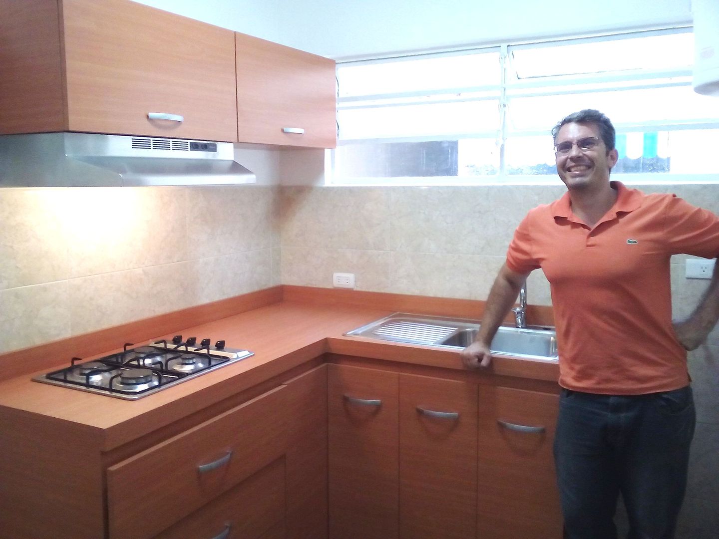 Cocina clásica contemporánea, Grupo Creativo DF, C.A. Grupo Creativo DF, C.A. مطبخ MDF ألواح المطبخ