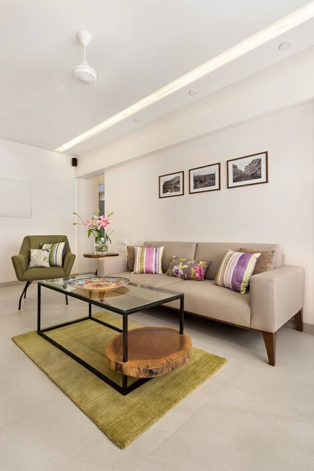 JANKI KUTIR APARTMENT, The design house The design house Modern Oturma Odası