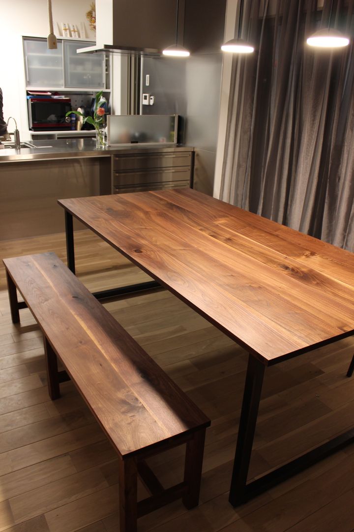 STANDARD TABLE -IRON REG40.ver- [BLACK WALNUT], ROUGH STANDARD ROUGH STANDARD مطبخ خشب Wood effect طاولات وكراسي