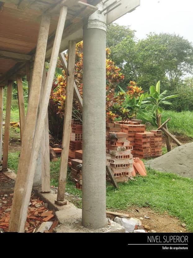 PROYECTO TAMESIS - ANTIOQUIA., NIVEL SUPERIOR taller de arquitectura NIVEL SUPERIOR taller de arquitectura Jardines de estilo rural