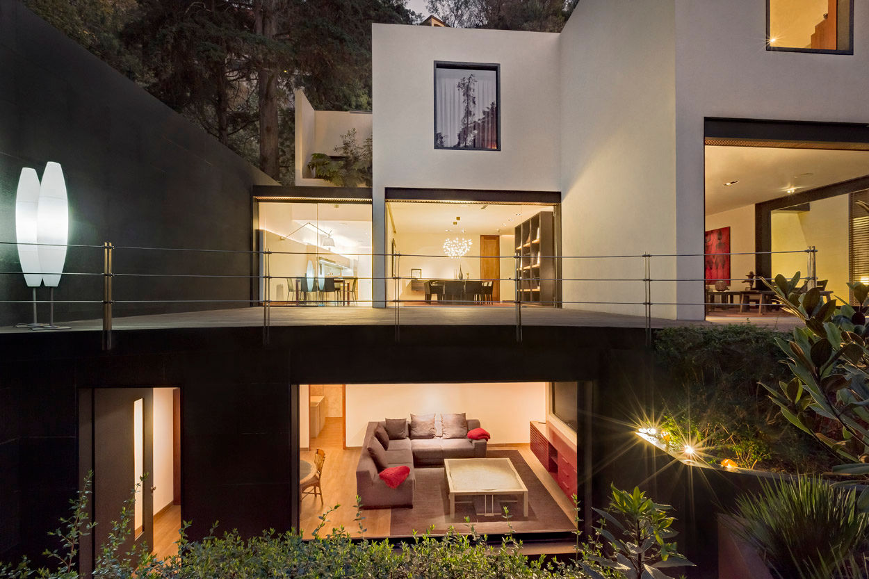 Casa JRQZ , Lopez Duplan Arquitectos Lopez Duplan Arquitectos Modern balcony, veranda & terrace