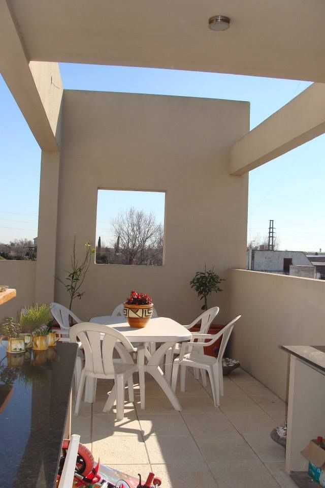 Casa A, Prece Arquitectura Prece Arquitectura Modern style balcony, porch & terrace