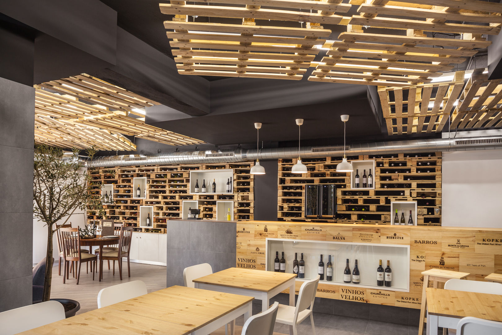 Restaurante "Um Cibo no Prato" - Braga, Inception Architects Studio Inception Architects Studio مساحات تجارية مطاعم