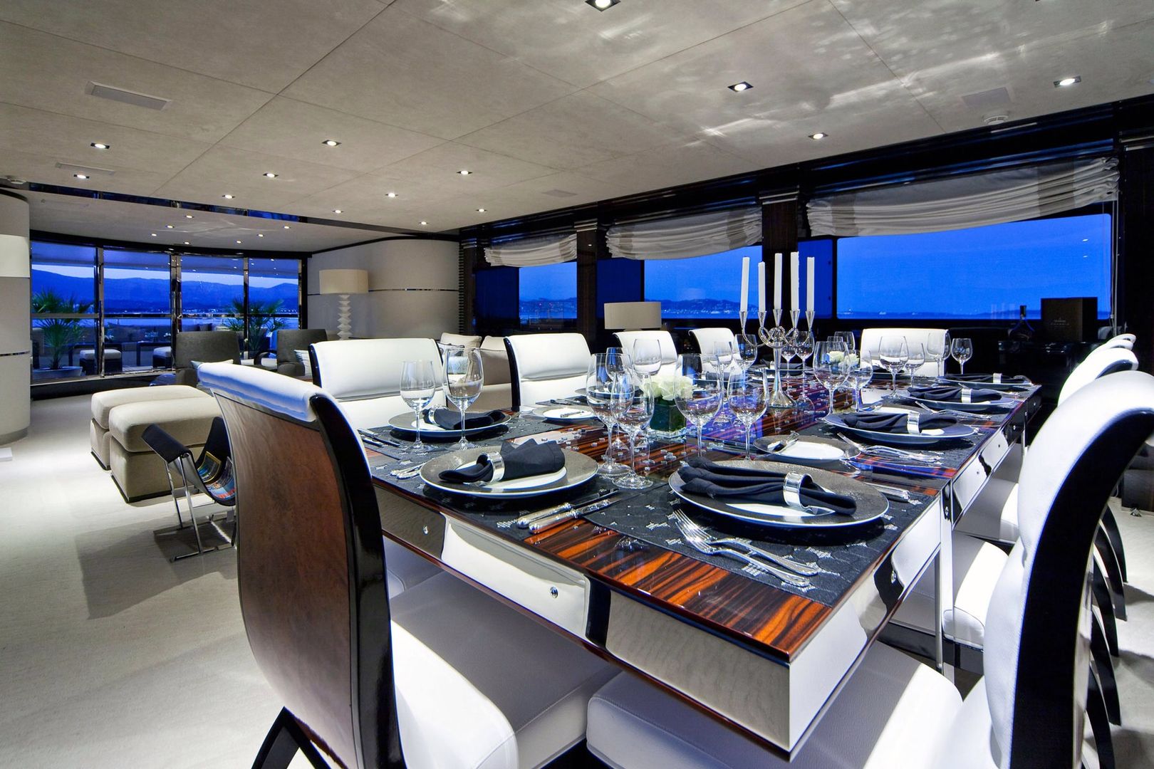 M.Y. MANIFIQ, Luca Dini Design Luca Dini Design Modern yachts & jets