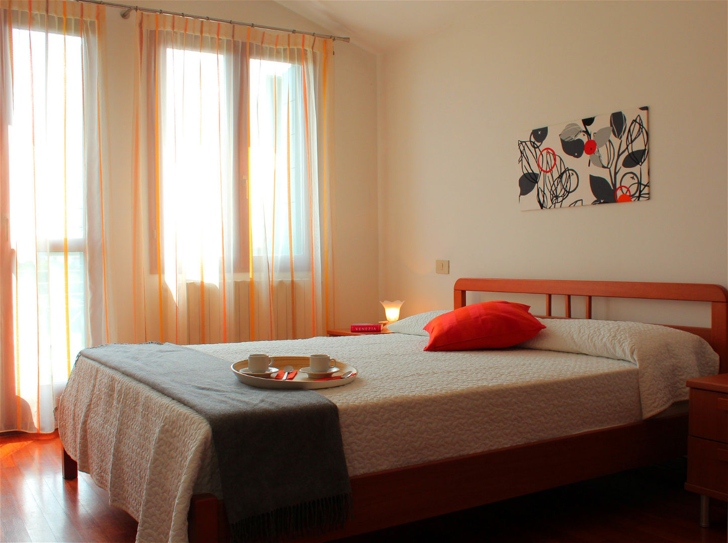Villetta nell'isola di Pellestrina con obiettivo affitto estivo, Before & After Before & After Dormitorios modernos