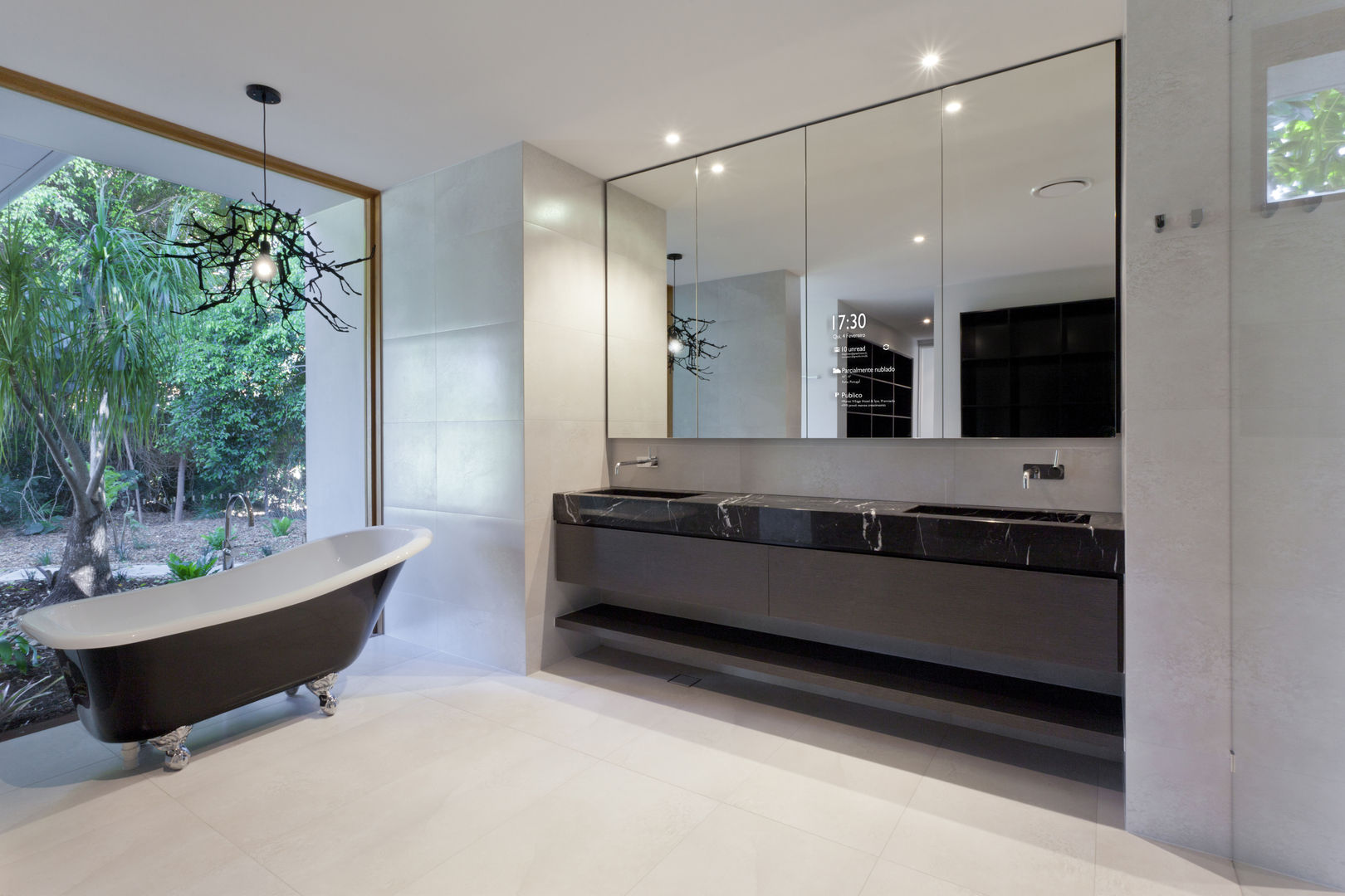 IllusionTV Projects, Glassinnovation Illusion Magic MirrorTV Glassinnovation Illusion Magic MirrorTV Modern bathroom