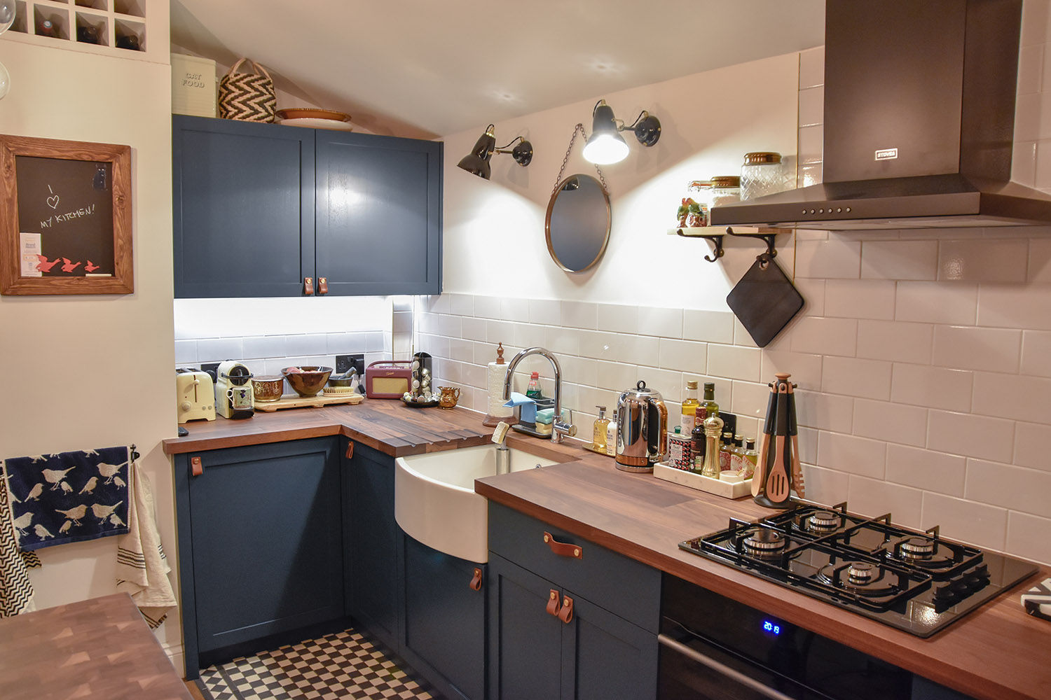 The Brixton Kitchen, NAKED Kitchens NAKED Kitchens 現代廚房設計點子、靈感&圖片