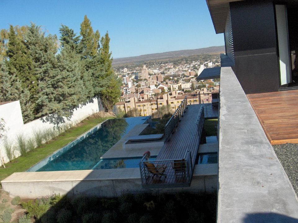 Casa en Barrio Gamma, aercole aercole Modern houses