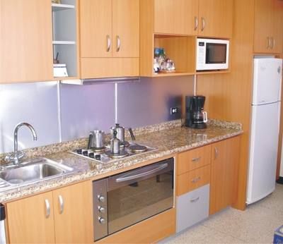 Cocinas, Exdema Antares C.A Exdema Antares C.A Modern kitchen