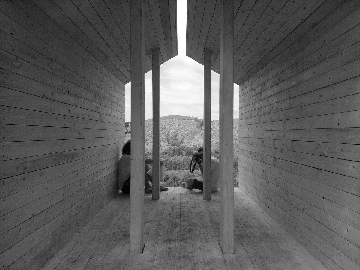 UPDATE#04 - viewpoint, sa.und.sa architetti sa.und.sa architetti Jardines minimalistas Madera Acabado en madera