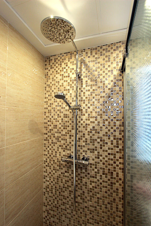 Reforma de vivienda con etiqueta de eficiencia energética A (Gran Alacant, Santa Pola), Novodeco Novodeco Scandinavian style bathroom