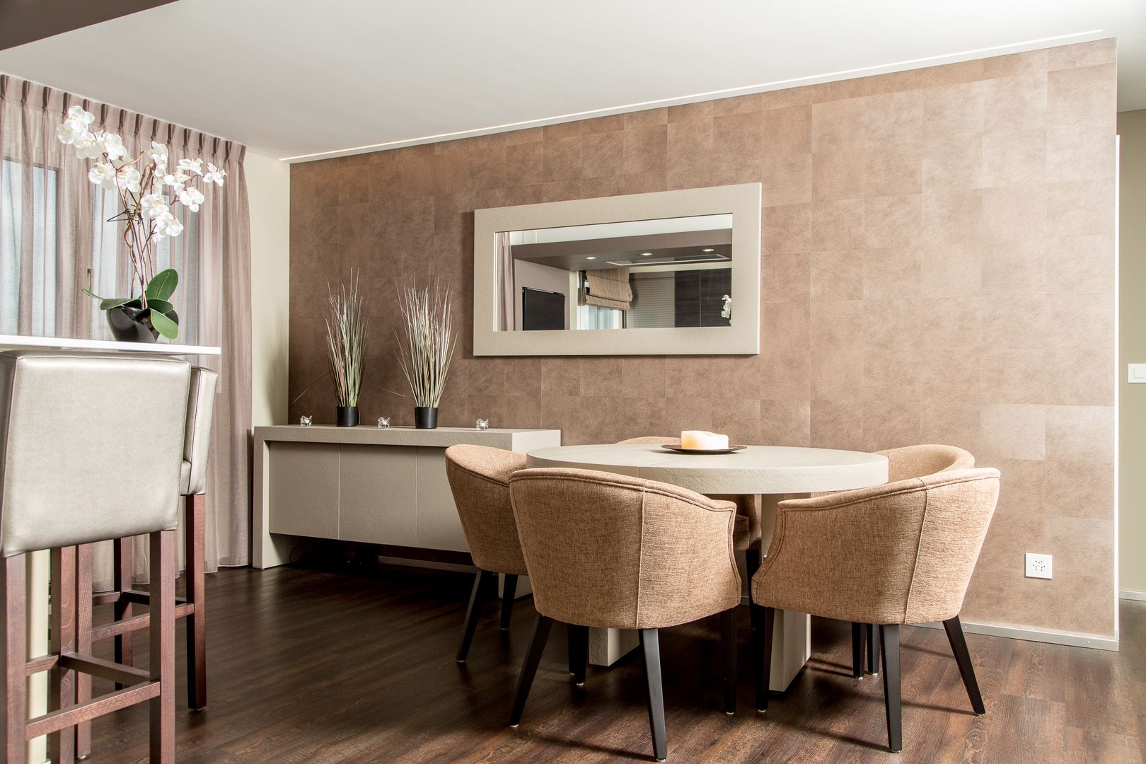 Création d'un appartement en copropriété, CSInterieur CSInterieur Ruang Makan Modern