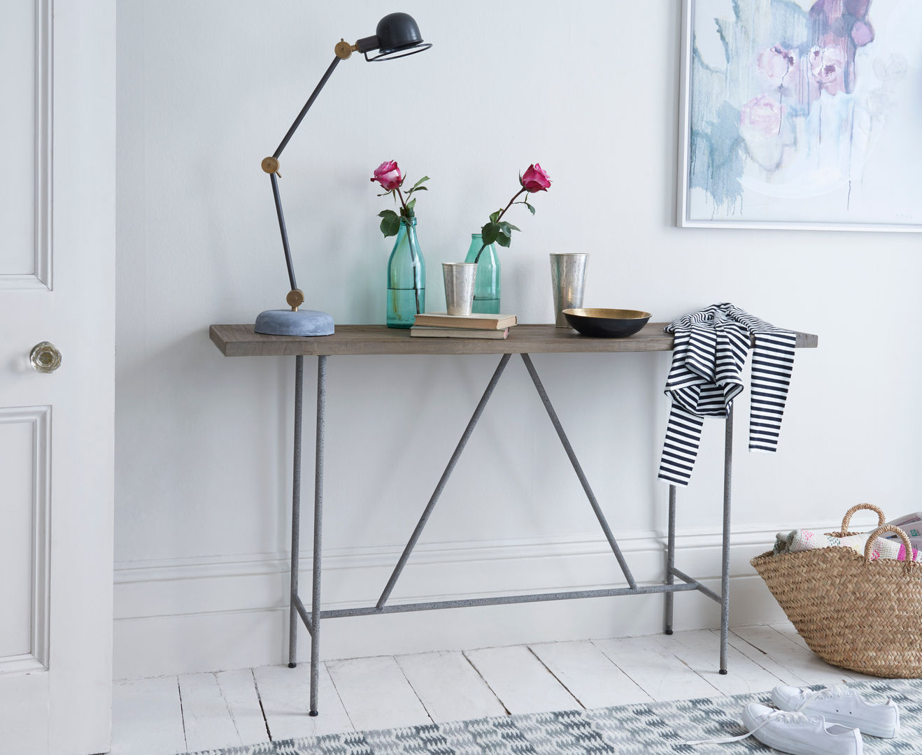 Waney console table homify 모던스타일 복도, 현관 & 계단 우드 우드 그레인 서랍 & 선반