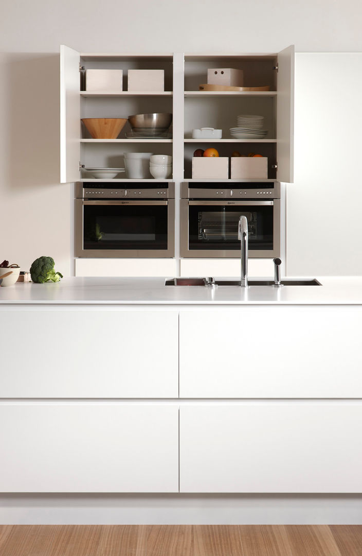 SERIE 45 Blanco Polar_Isla, VIVESPACIO VIVESPACIO Cocinas de estilo moderno