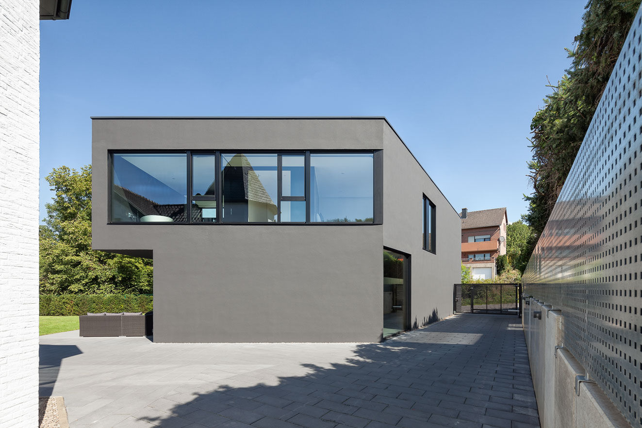 Haus H, ZHAC / Zweering Helmus Architektur+Consulting ZHAC / Zweering Helmus Architektur+Consulting Moderne huizen