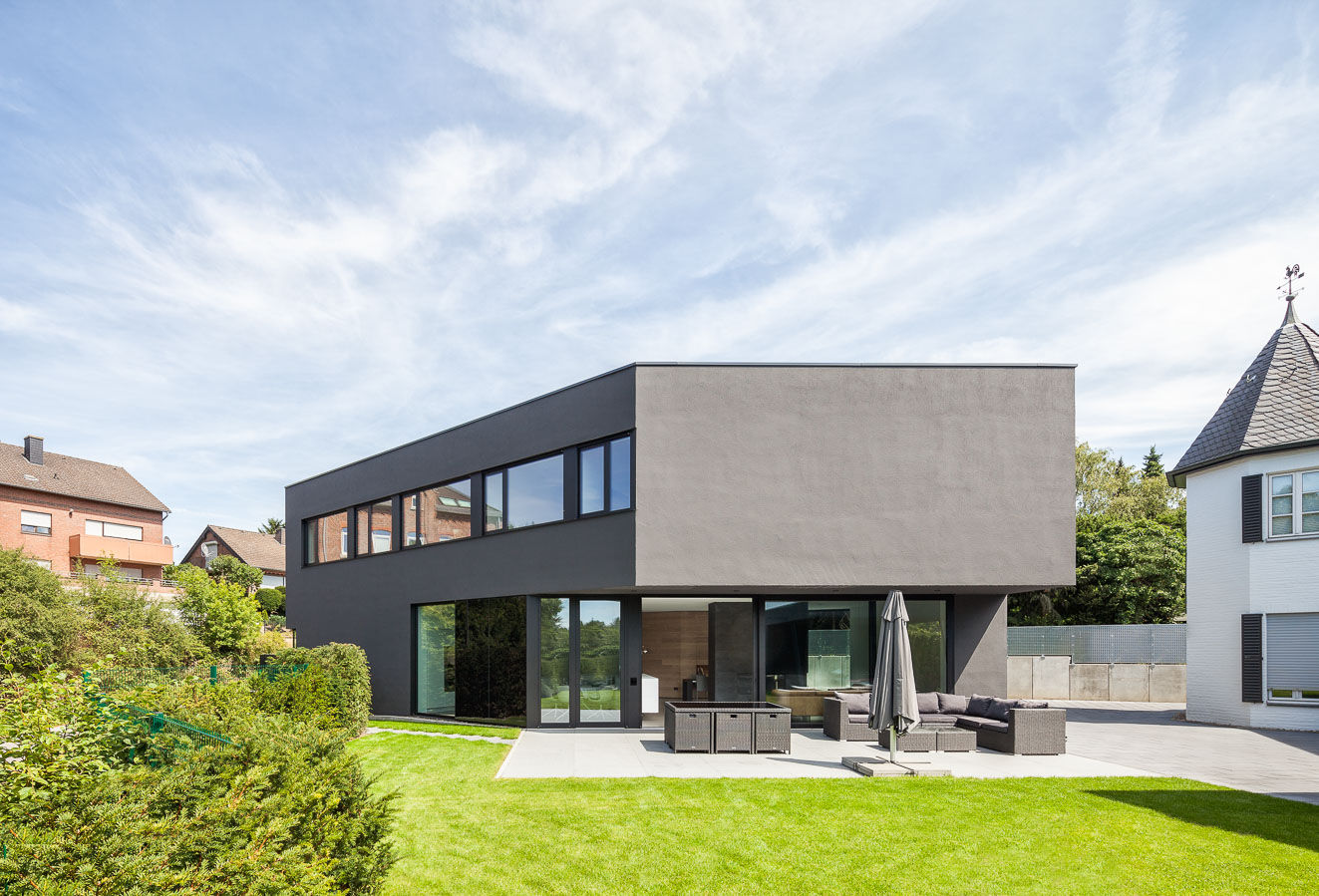 Haus H, ZHAC / Zweering Helmus Architektur+Consulting ZHAC / Zweering Helmus Architektur+Consulting Rumah Modern