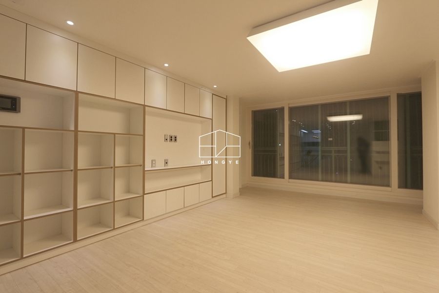 내추럴한 분위기의 34py 아파트 인테리어 , 홍예디자인 홍예디자인 Scandinavian style living room