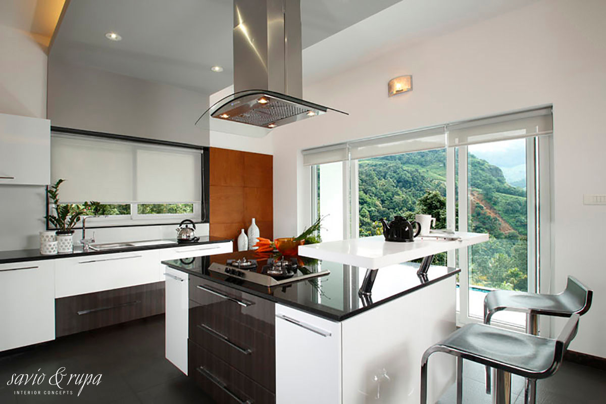 Island kitchen Savio and Rupa Interior Concepts Modern kitchen