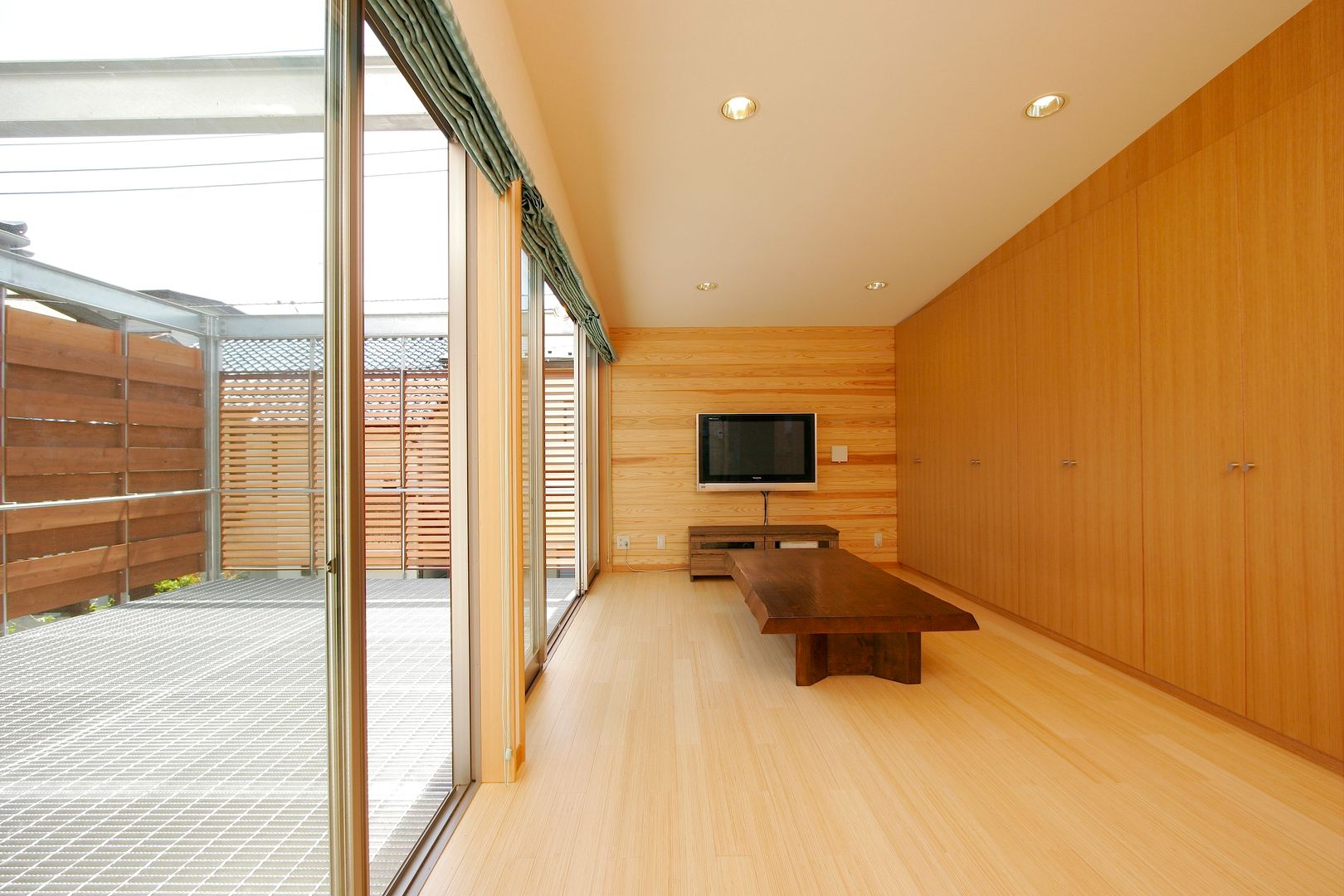 MS-House, 仲摩邦彦建築設計事務所 / Nakama Kunihiko Architects 仲摩邦彦建築設計事務所 / Nakama Kunihiko Architects Modern living room لکڑی Wood effect