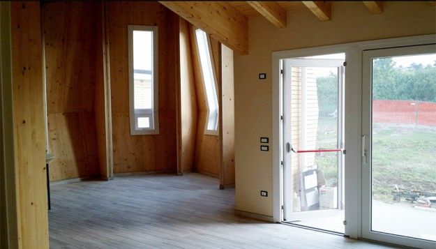 Casa in legno con struttura X Lam, provincia di Verona, WoodLab WoodLab Casas modernas Madera Acabado en madera