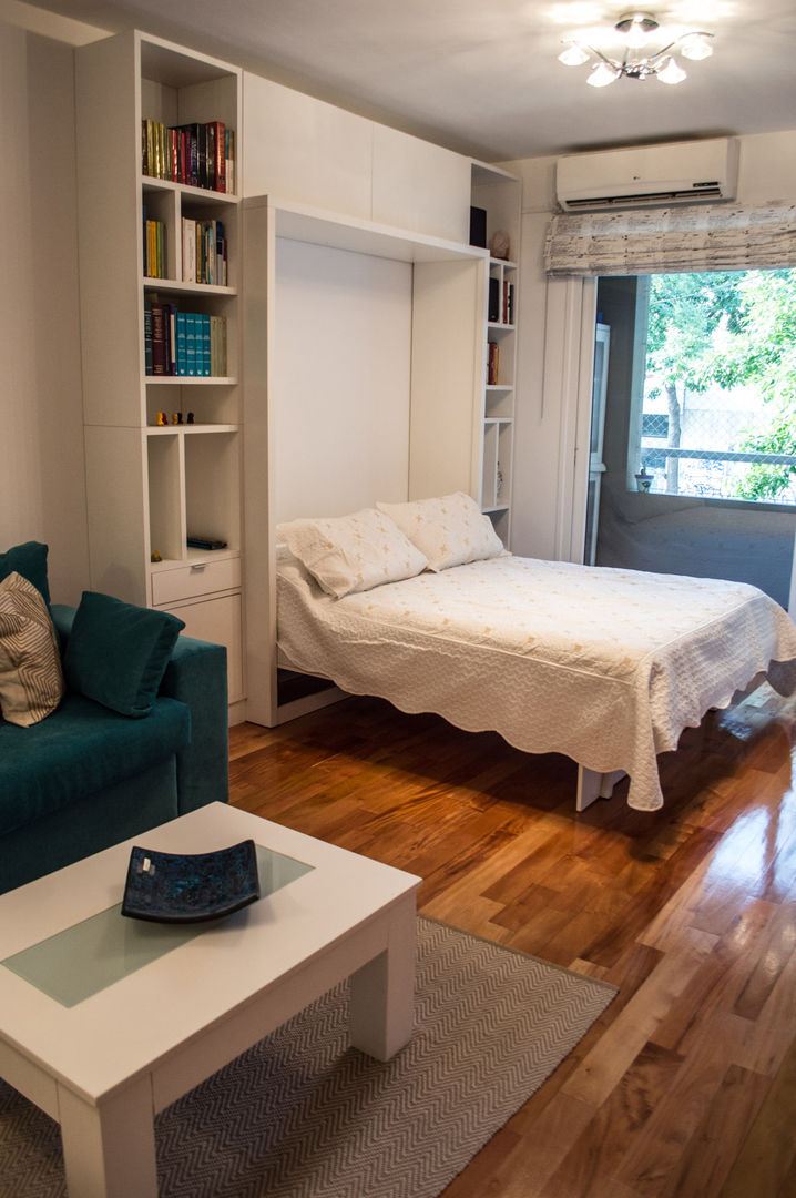 Cama rebatible abierta MinBai Dormitorios de estilo minimalista Madera Acabado en madera Camas y cabeceras