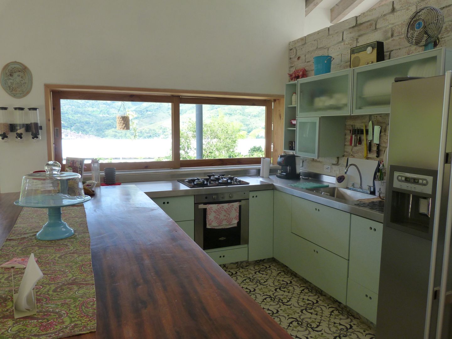 Cocina interior137 arquitectos Cocinas modernas cocina,kitchen,cuisine,ventana,paisaje,window,fenetre