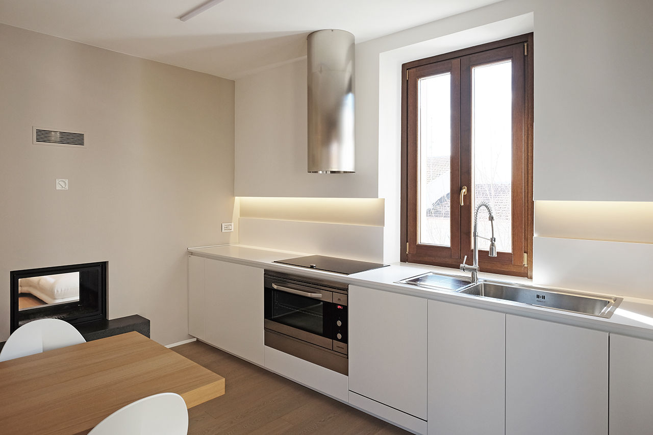 CASA INDIPENDENTE , Luca Mancini | Architetto Luca Mancini | Architetto Modern kitchen