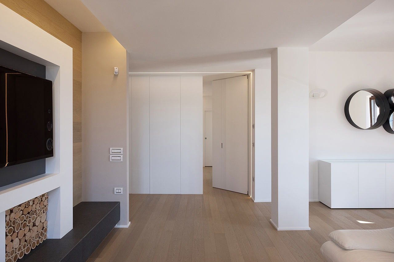 CASA INDIPENDENTE , Luca Mancini | Architetto Luca Mancini | Architetto Modern living room
