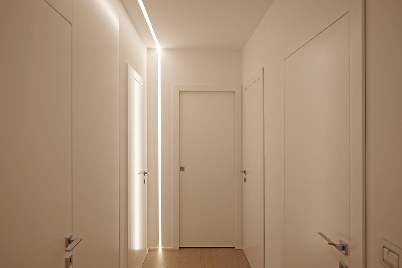 CASA INDIPENDENTE , Luca Mancini | Architetto Luca Mancini | Architetto Corredores, halls e escadas modernos