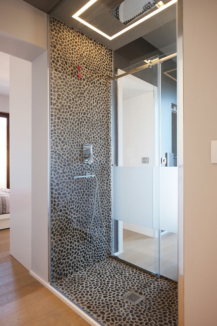 CASA INDIPENDENTE , Luca Mancini | Architetto Luca Mancini | Architetto Modern bathroom