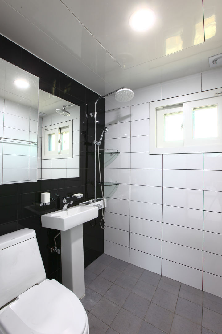 전원주택으로도 손색없는 다가구주택 [경기도 성남 시흥], 한글주택(주) 한글주택(주) Modern bathroom