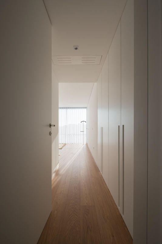 Casa MR, BLK-Porto Arquitectura BLK-Porto Arquitectura Спальня в стиле минимализм