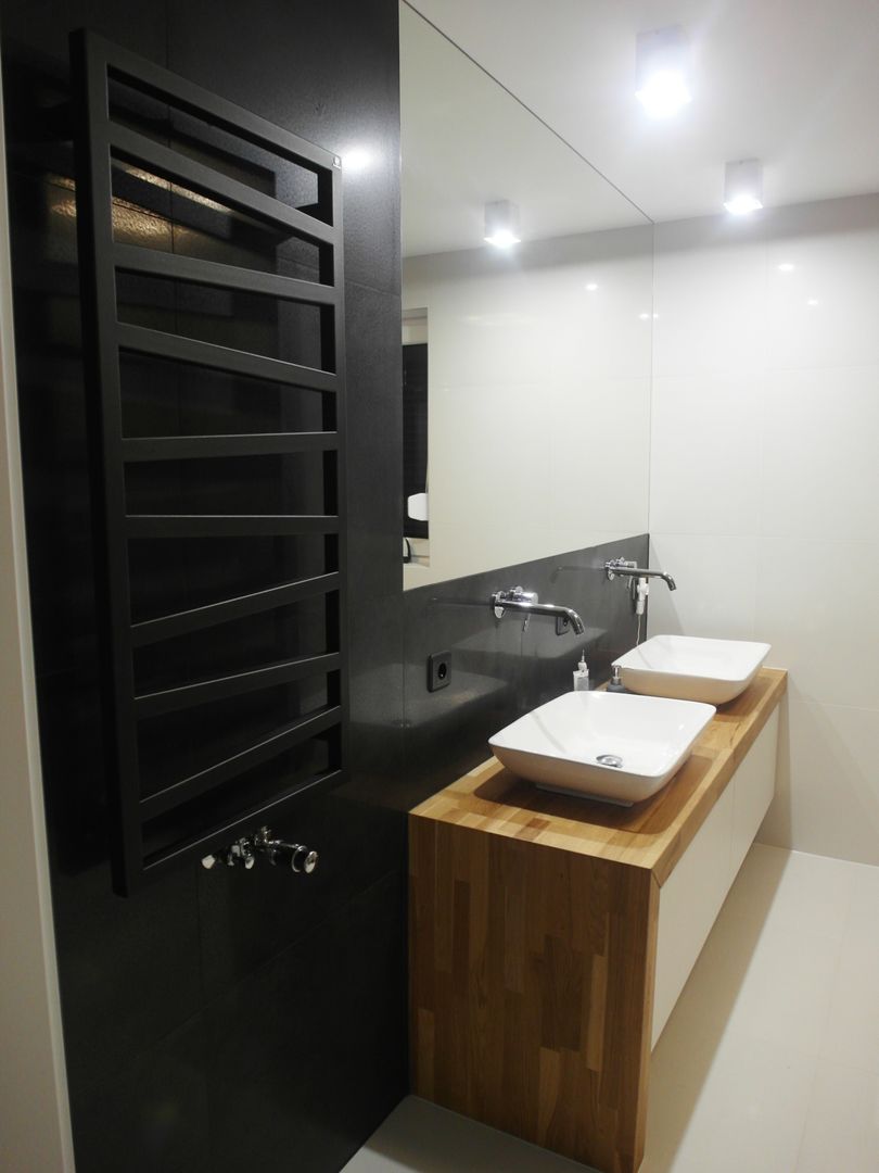 jesienna - łazienki, NaNovo NaNovo Minimalist style bathroom Ceramic