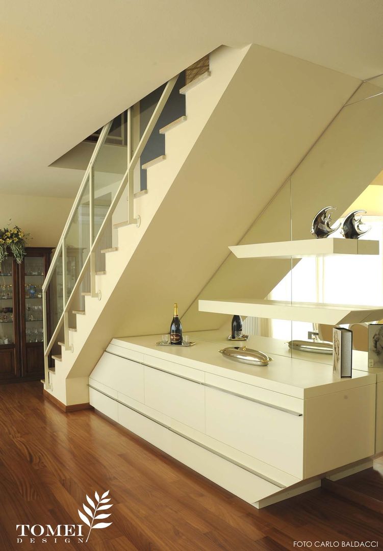abitazione privata , LUCA TOMEI DESIGN & INTERIORS LUCA TOMEI DESIGN & INTERIORS Modern dining room