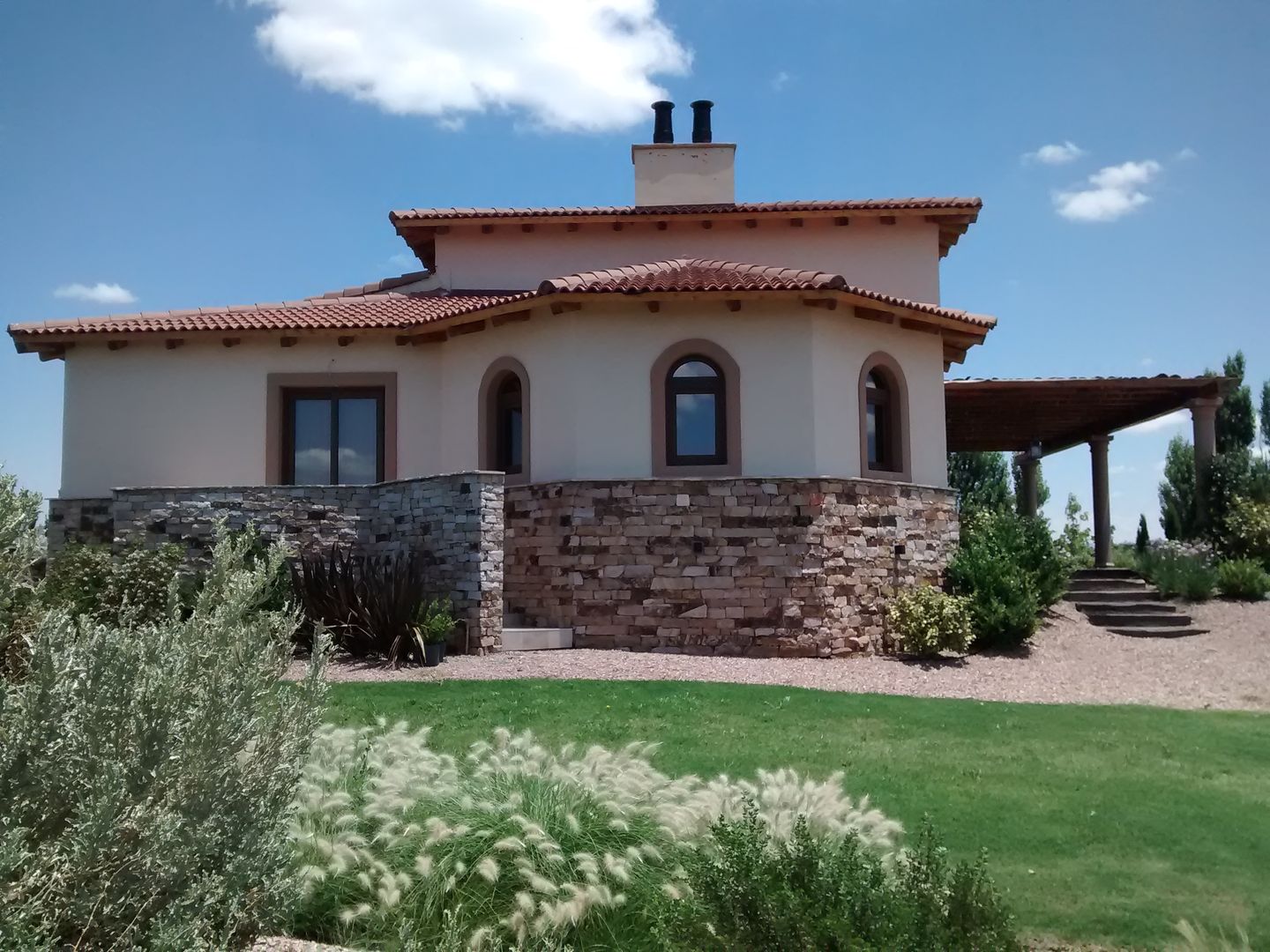 Vivienda en Algodon Wine Estates - Lote E12, Azcona Vega Arquitectos Azcona Vega Arquitectos Rustic style house