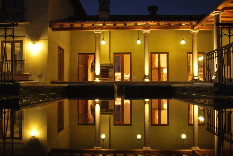 Vivienda en Algodon Wine Estates - Lote E11, Azcona Vega Arquitectos Azcona Vega Arquitectos Mediterranean style pool