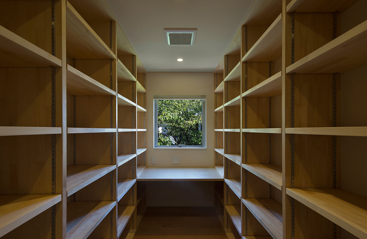 高台の家, Atelier Square Atelier Square 모던스타일 서재 / 사무실 우드 화이트