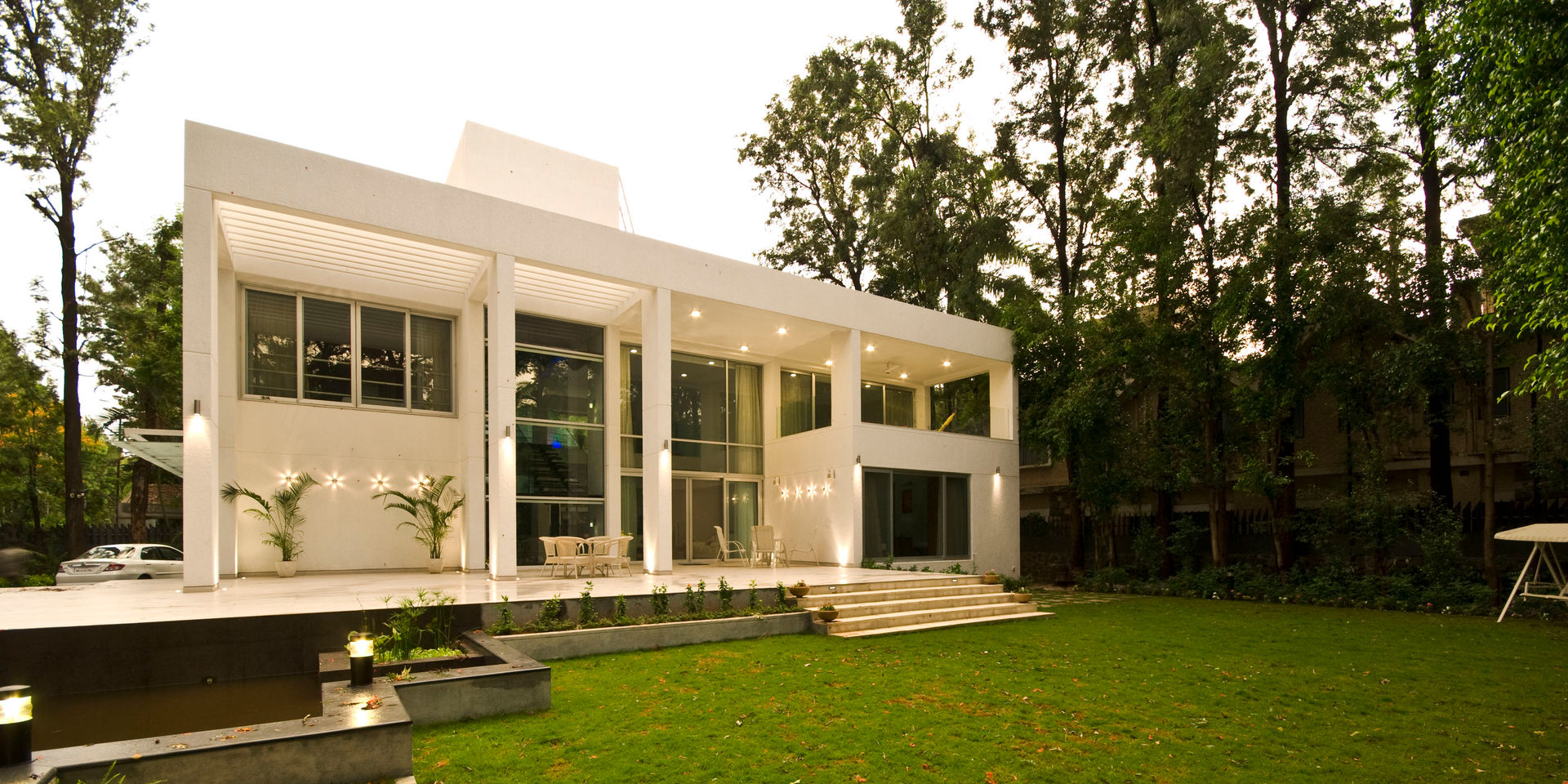 Private Residence at Sopan Baug, Pune, Chaney Architects Chaney Architects Rumah Minimalis