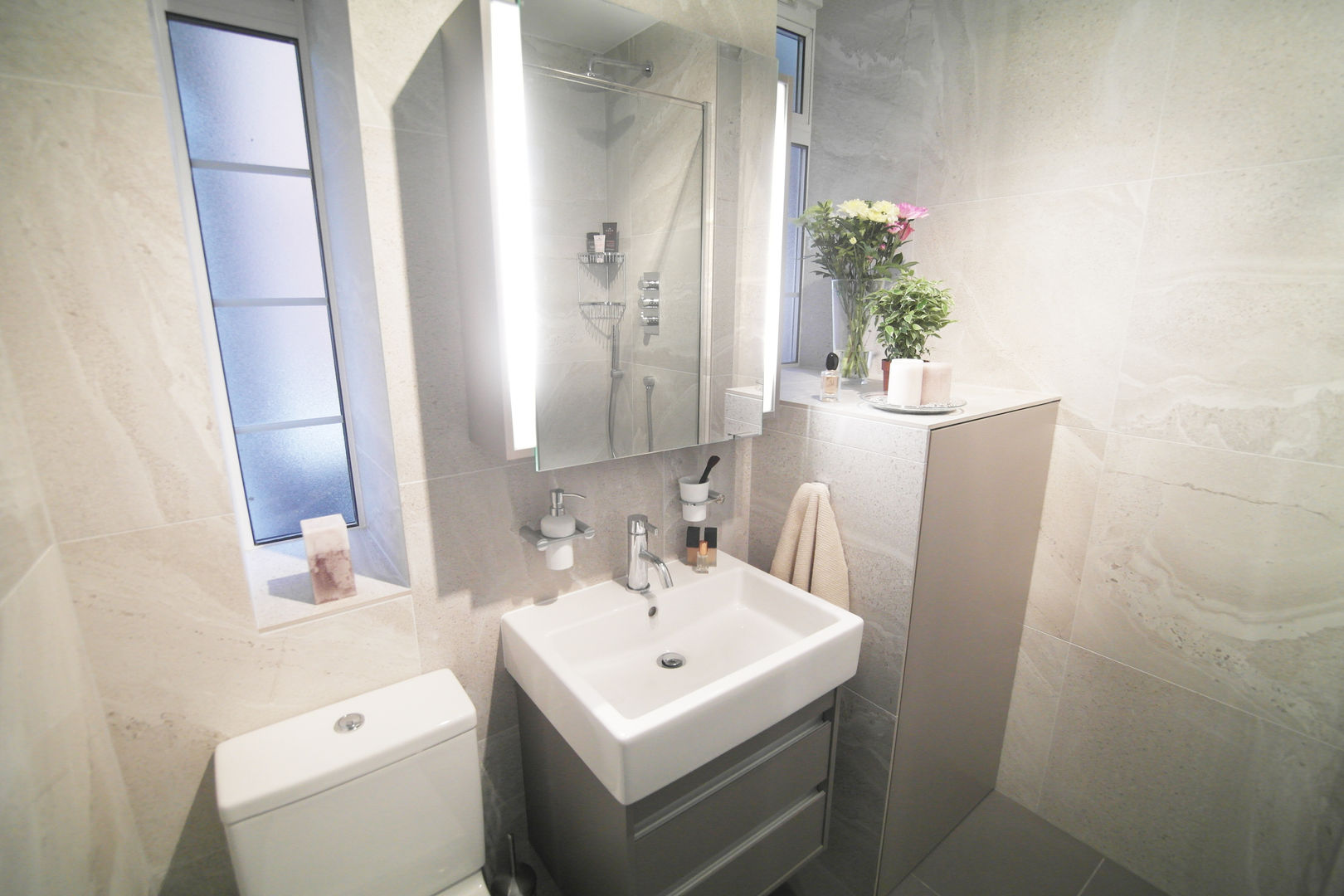 St John's Wood Patience Designs Studio Ltd Modern Banyo bathroom,interior,design