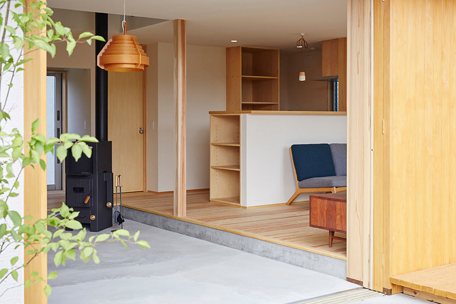 山崎の住宅, 一級建築士事務所co-designstudio 一級建築士事務所co-designstudio Sala da pranzo in stile scandinavo