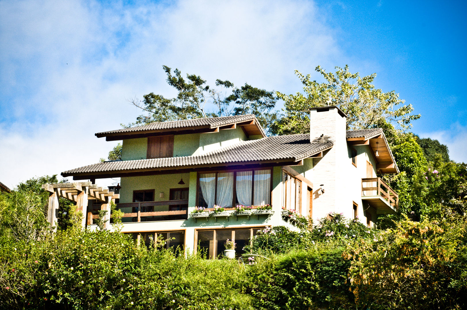 Casa de Montanha - LZ, Carlos Eduardo de Lacerda Arquitetura e Planejamento Carlos Eduardo de Lacerda Arquitetura e Planejamento Casas de estilo rural