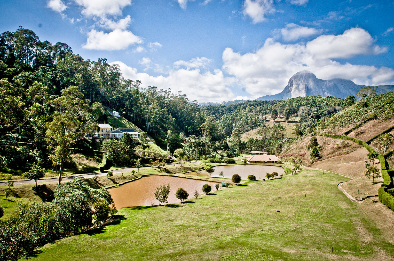 Condomínio Villaggio Verdi, Carlos Eduardo de Lacerda Arquitetura e Planejamento Carlos Eduardo de Lacerda Arquitetura e Planejamento Kırsal Bahçe