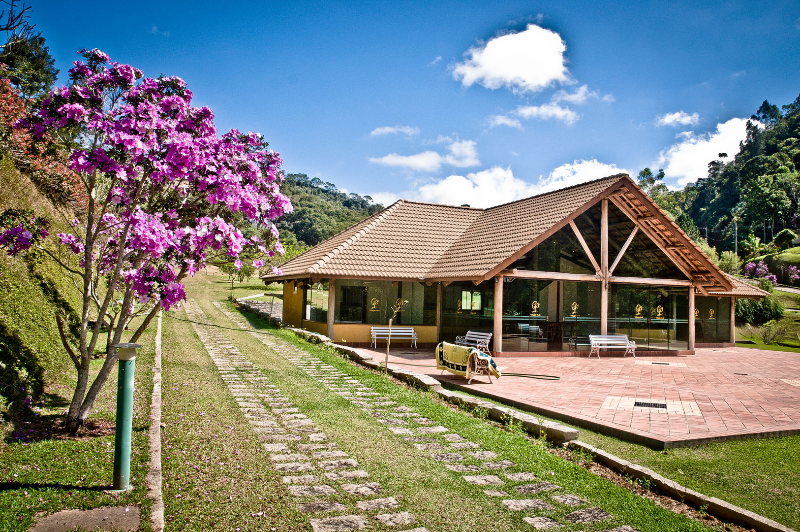 Condomínio Villaggio Verdi, Carlos Eduardo de Lacerda Arquitetura e Planejamento Carlos Eduardo de Lacerda Arquitetura e Planejamento Country style houses